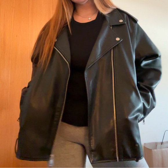 Levis Leather Jacket - Picture 1 of 4